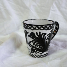Load the picture into the gallery viewer, Hand-painted ceramic mug - black
