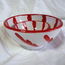 Load the picture into the gallery viewer, Hand-painted ceramic bowl Sunbeams - Red
