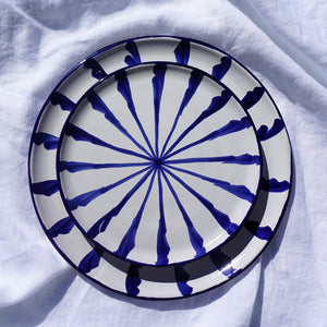 Handbemalter Keramikteller Sonnenstrahlen - Blau-Teller-Soleo Home